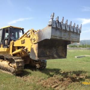  CATERPILLAR 2001
