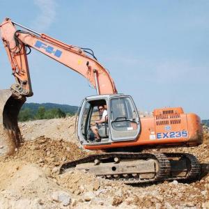  HITACHI 2004