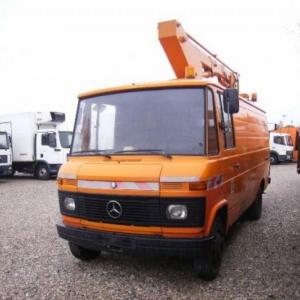  MERCEDES-BENZ 1985